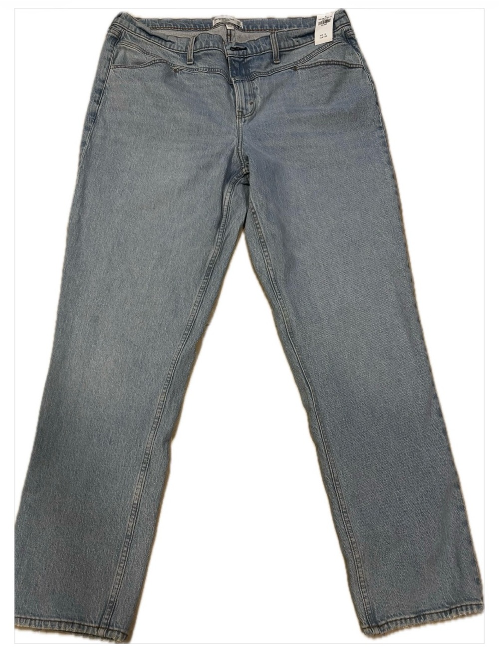 *New with tags*  Abercrombie & Fitch Light Wash Straight-Leg Jeans size 33 long
